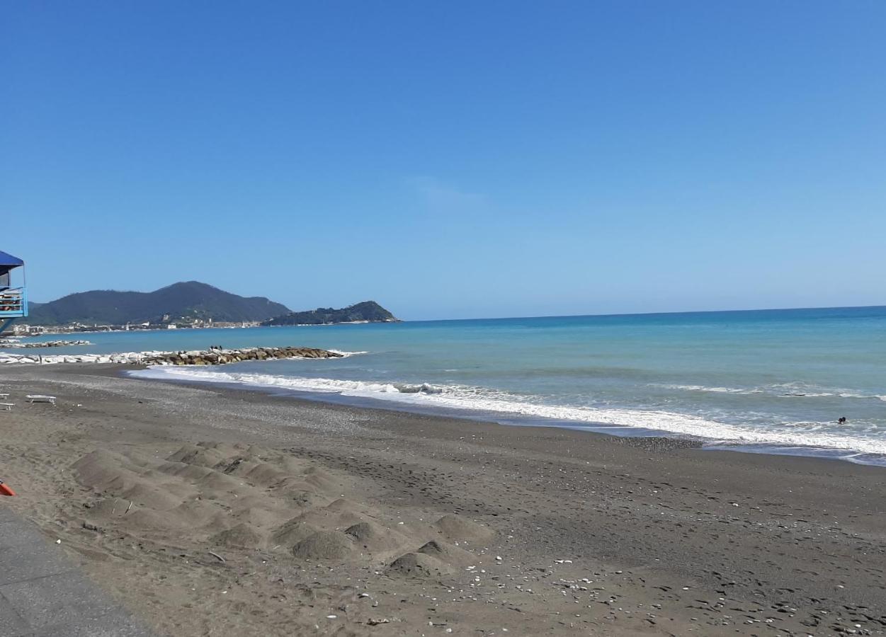 カヴィ・ディ・ラヴァーニャ Gomitolo Di Mareヴィラ エクステリア 写真